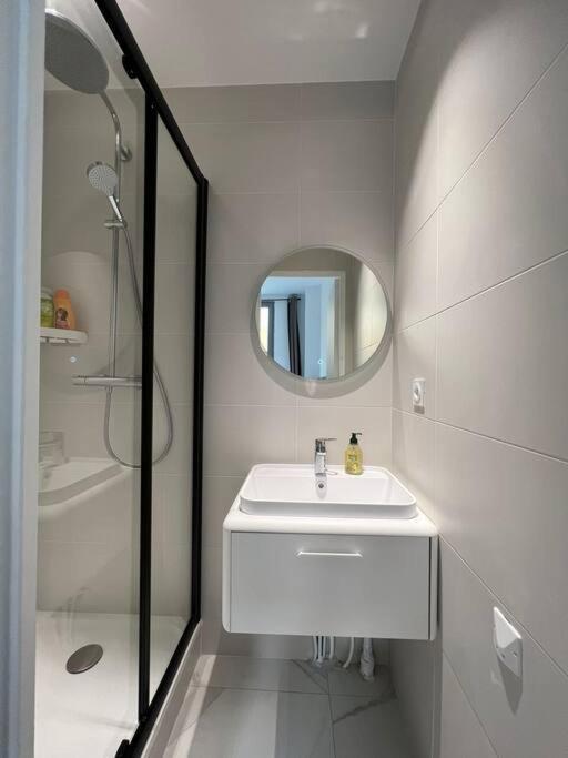 Apartament Cosy Flat For 6 People #2 Asnières Zewnętrze zdjęcie